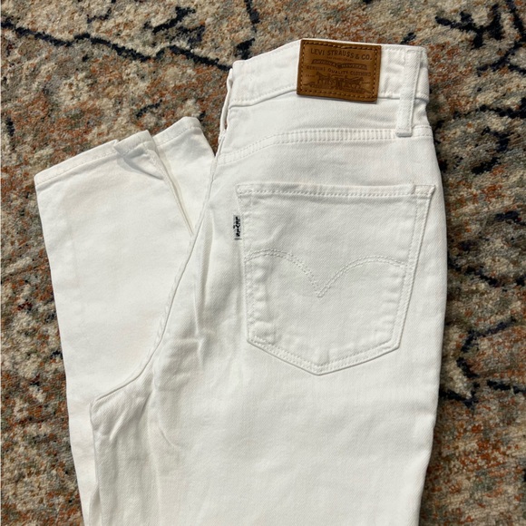 Levi’s 721 High Rise Skinny - Picture 10 of 11